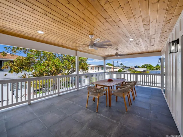 $2,200,000 | 244 Kihapai Street, Unit A, Kailua, HI 96734