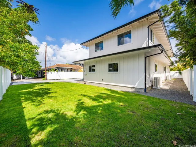 $2,200,000 | 244 Kihapai Street, Unit A, Kailua, HI 96734