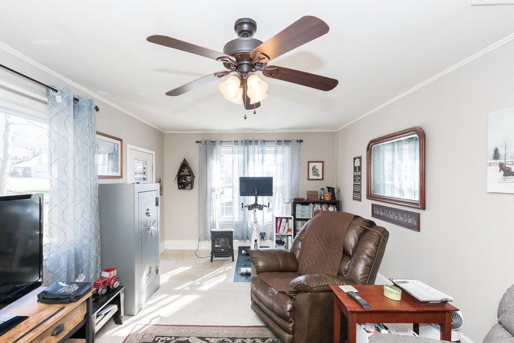 122 Robinhood Road Galax, VA 24333 - Photo 14 of 70 Gallery Image 14