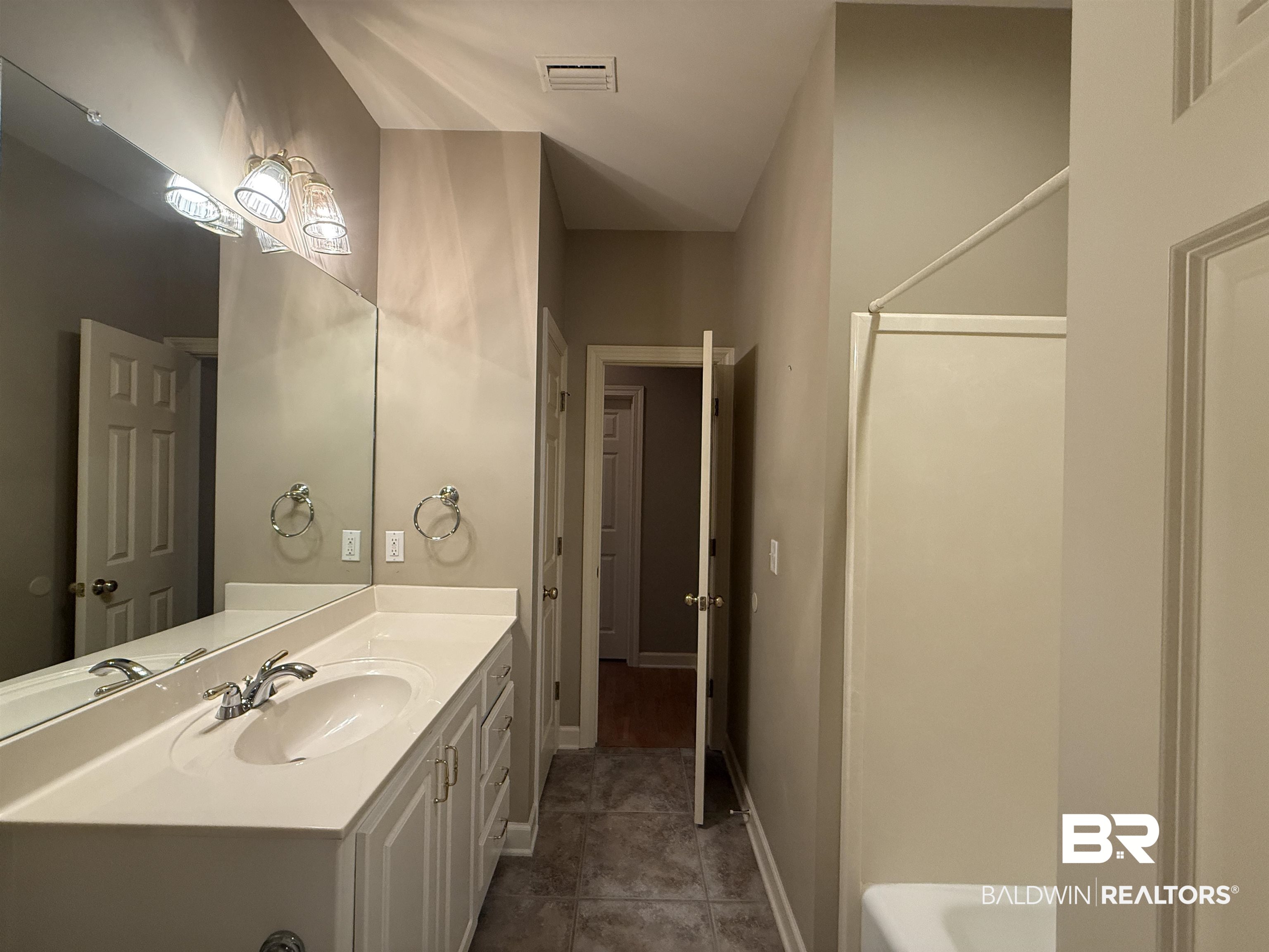 9090 Pleasant Road Daphne, AL 36526 - Photo 16 of 24