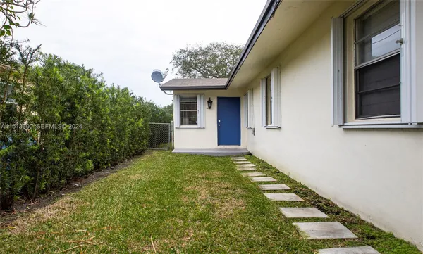 $3,700 | 20075 Southwest 87th Place, Cutler Bay, FL 33189