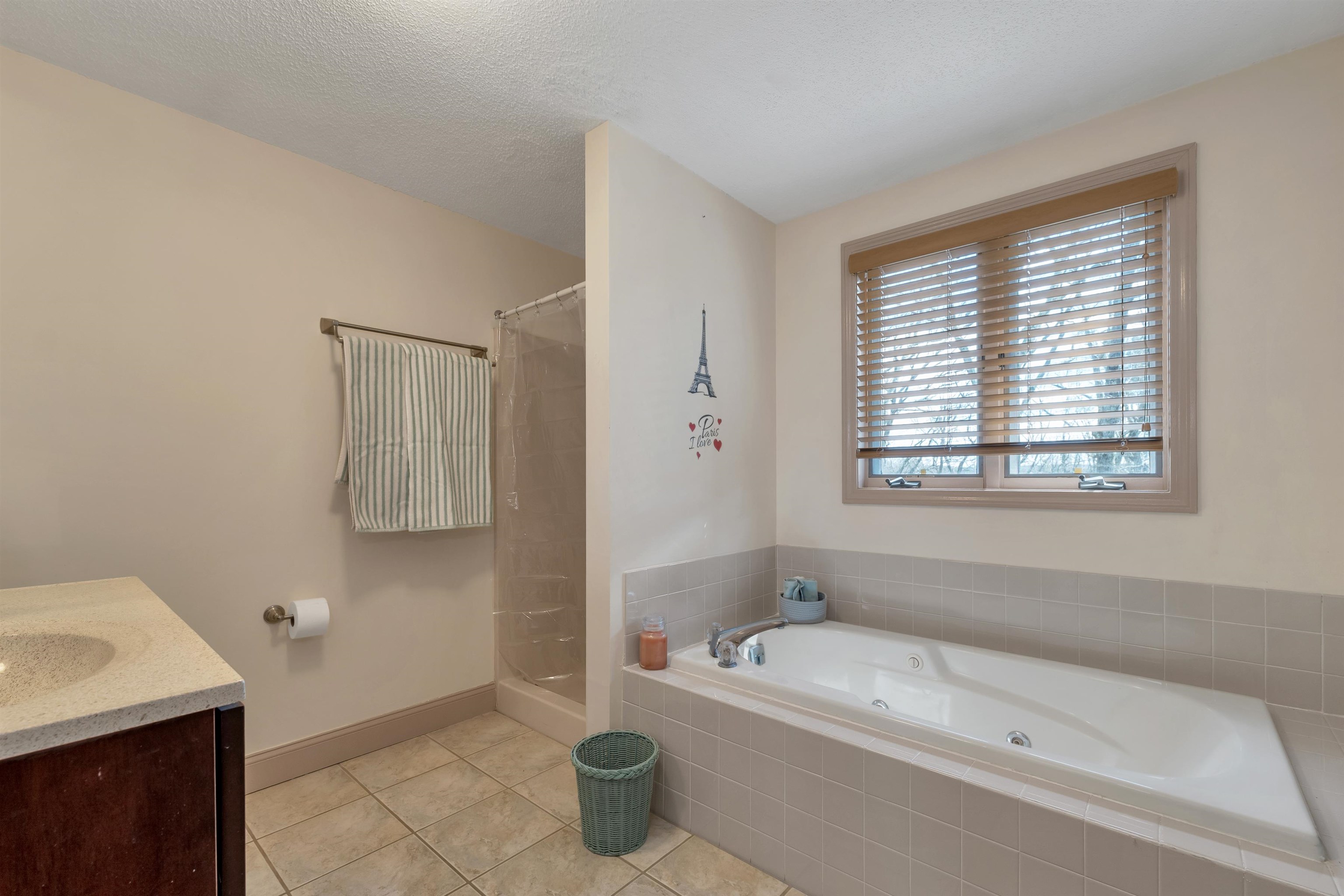 331 Fox Run Road Hudson, NH 03051 - Photo 19 of 46