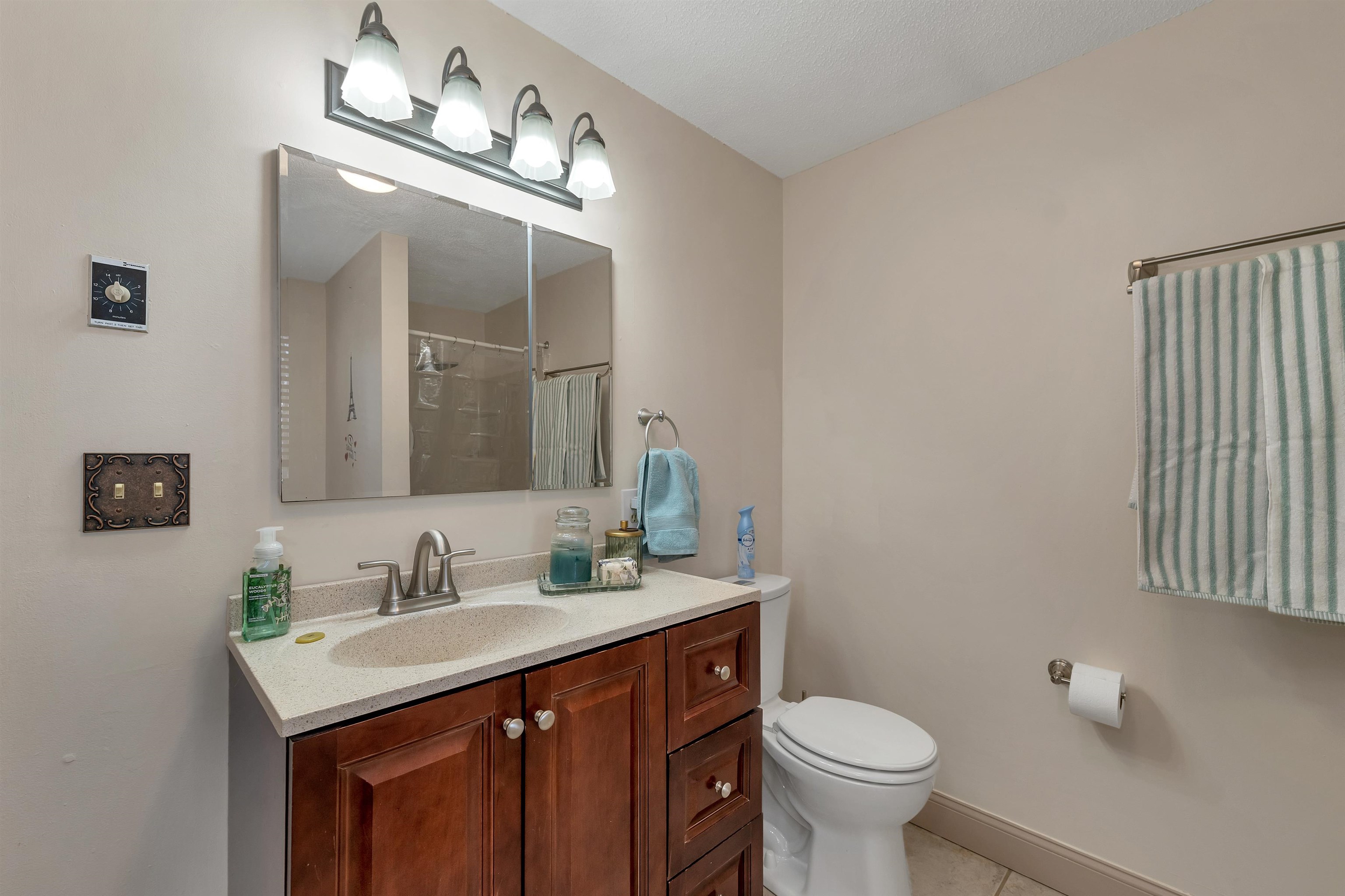331 Fox Run Road Hudson, NH 03051 - Photo 20 of 46