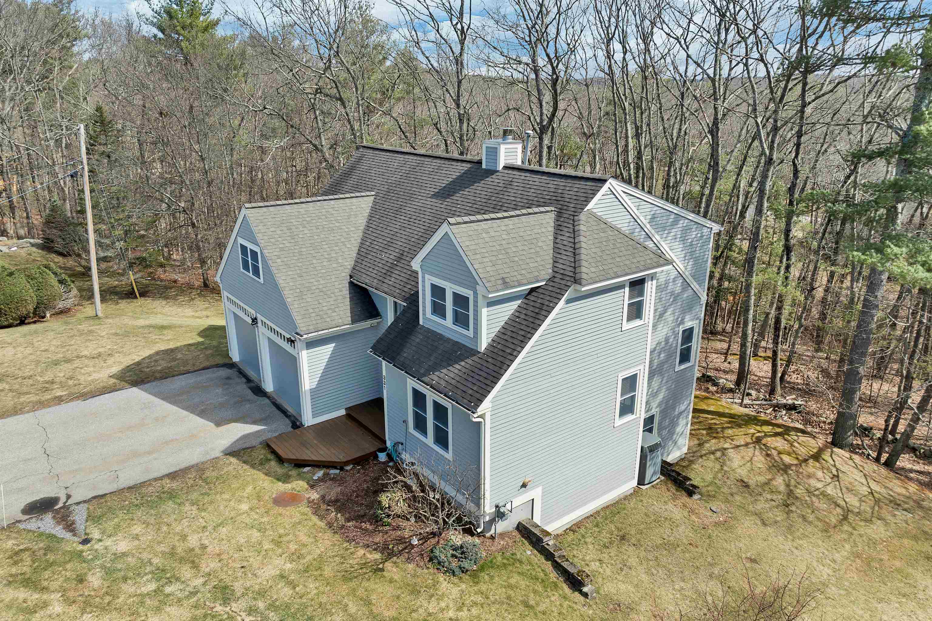 331 Fox Run Road Hudson, NH 03051 - Photo 2 of 46