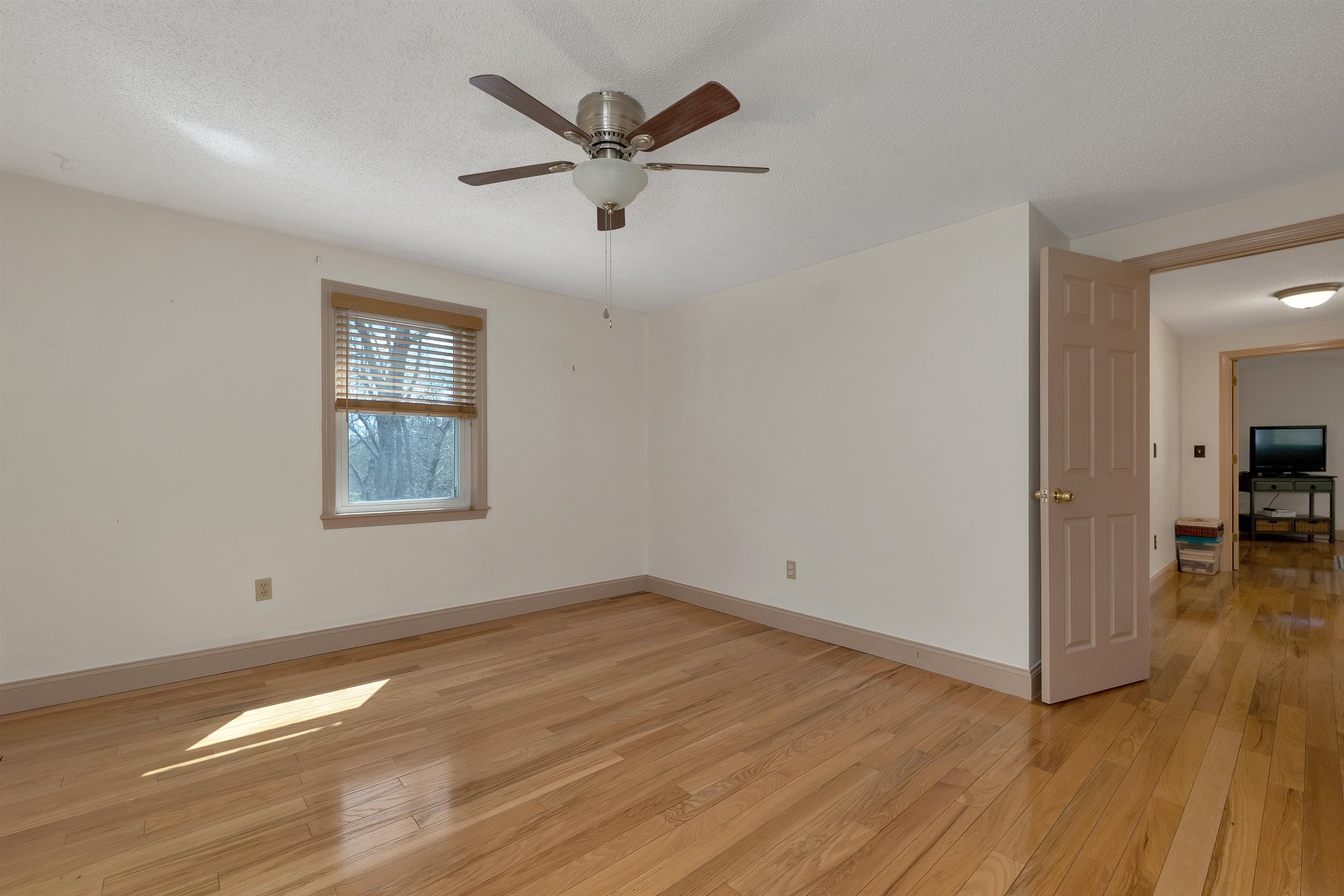 331 Fox Run Road Hudson, NH 03051 - Photo 25 of 46