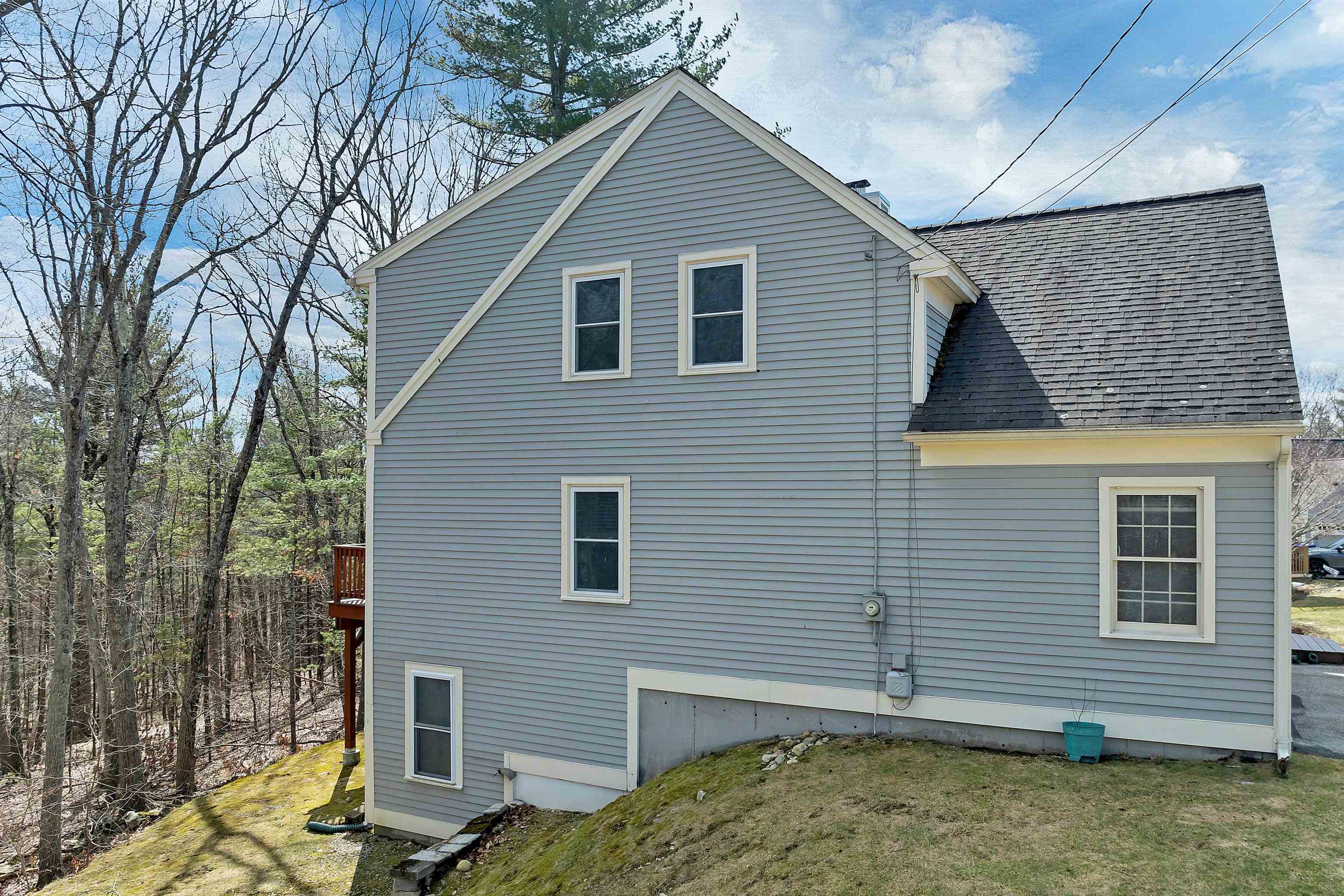 331 Fox Run Road Hudson, NH 03051 - Photo 43 of 46
