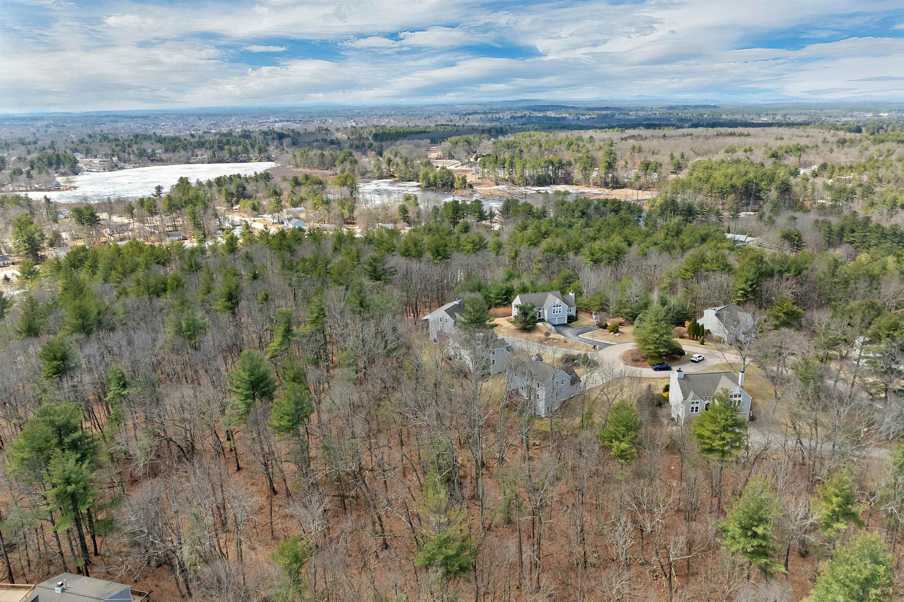 331 Fox Run Road Hudson, NH 03051 - Photo 44 of 46