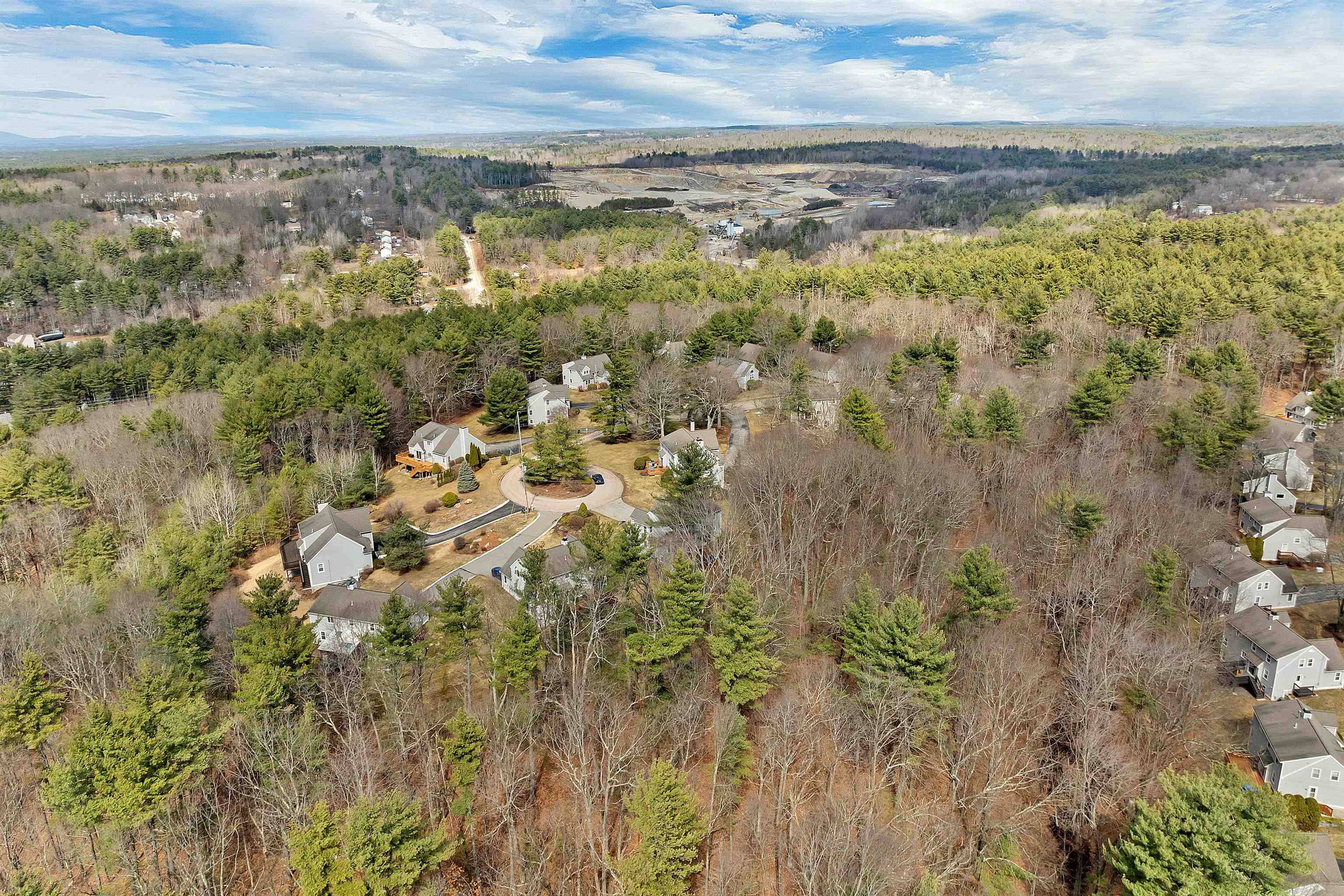 331 Fox Run Road Hudson, NH 03051 - Photo 45 of 46