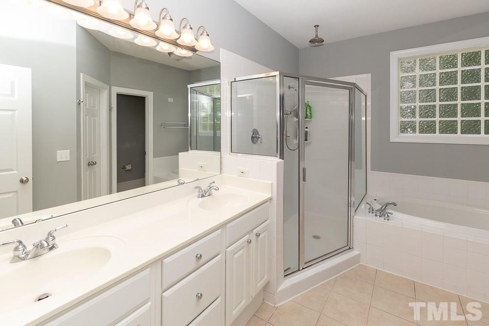 5209 Indigo Moon Way Raleigh, NC 27613 - Photo 11 of 25