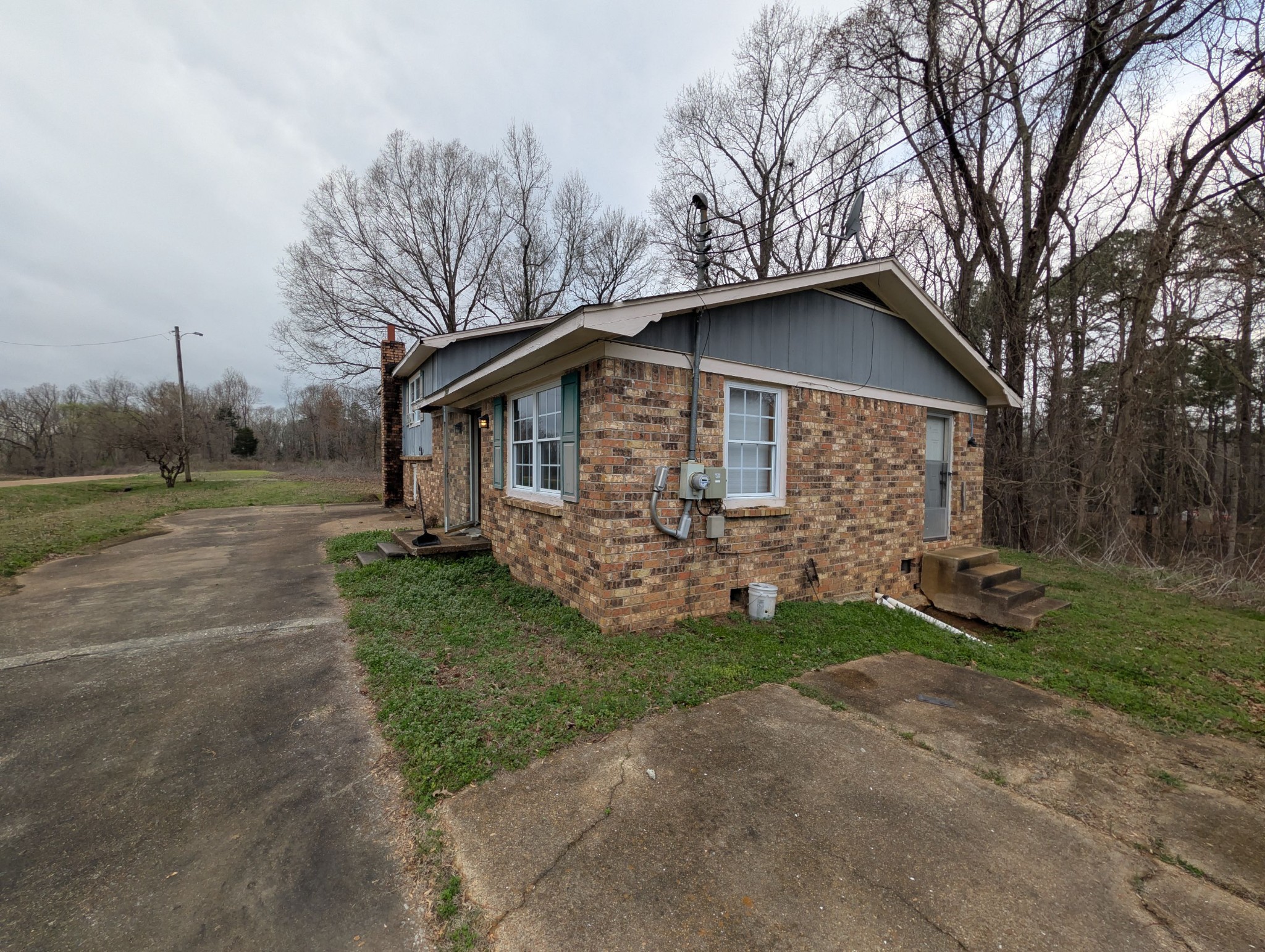 2497 Steam Mill Ferry Road Jackson, TN 38301 - Photo 2 of 11