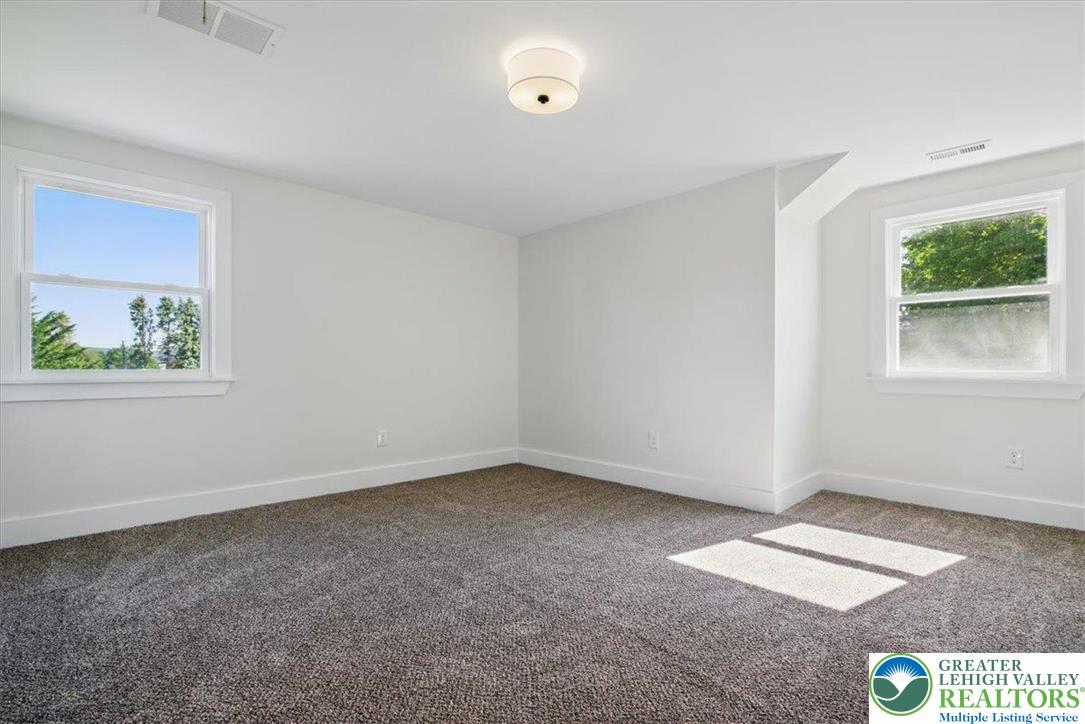 402 Cherry Hill Road Nazareth, PA 18064 - Photo 16 of 31 Gallery Image 16