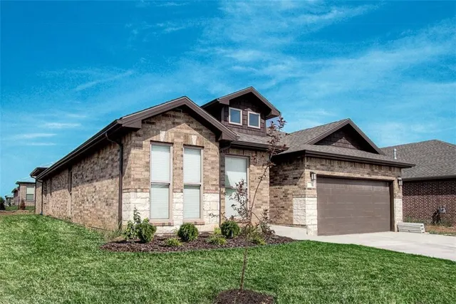 $456,850 | 26563 West 83rd Terrace, Lenexa, KS 66227