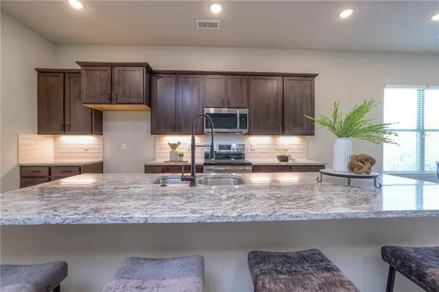 $456,850 | 26563 West 83rd Terrace, Lenexa, KS 66227