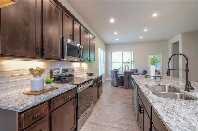 $456,850 | 26563 West 83rd Terrace, Lenexa, KS 66227