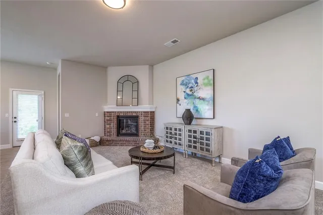 $456,850 | 26563 West 83rd Terrace, Lenexa, KS 66227