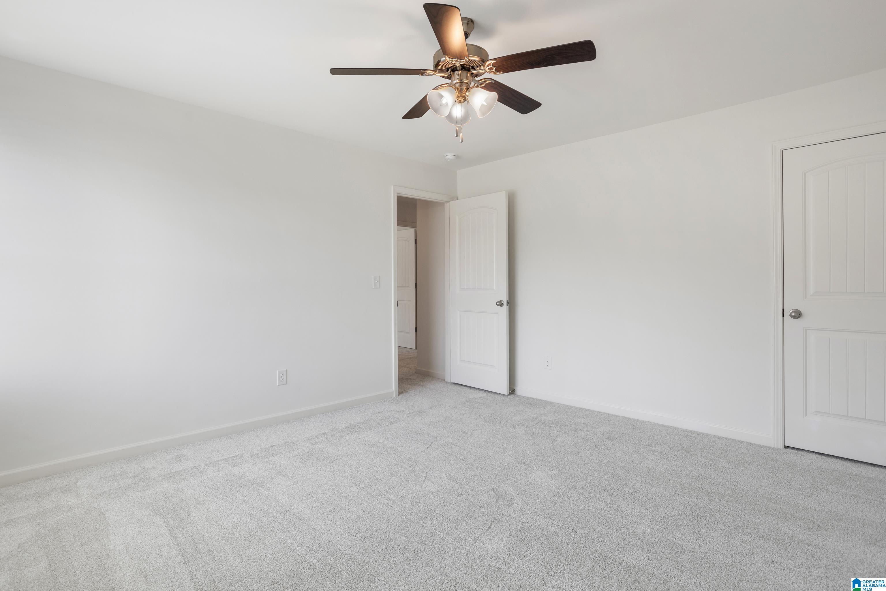 859 Valley Circle Leeds, AL 35094 - Photo 18 of 37
