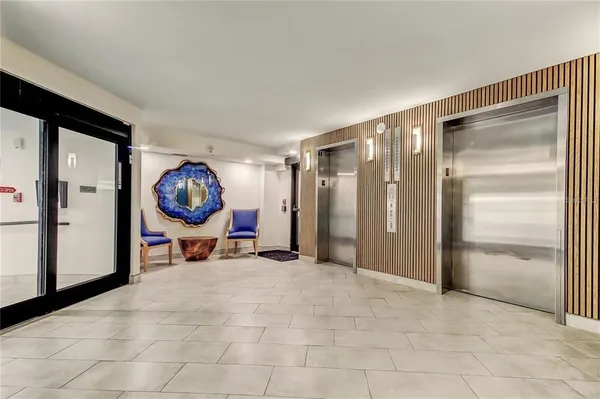 $2,900 | 690 Island Way, Unit 307, Clearwater Beach, FL 33767