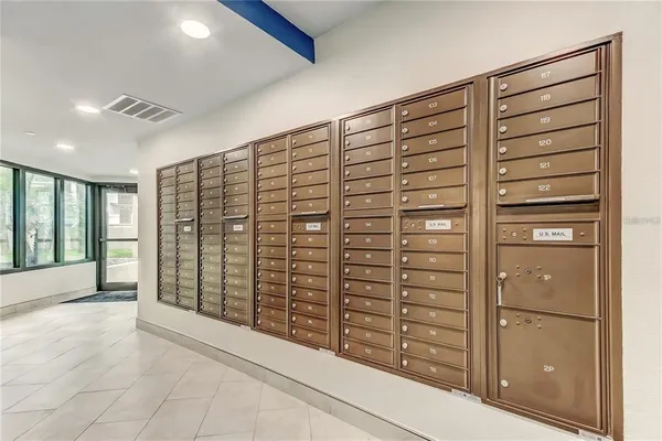 $2,900 | 690 Island Way, Unit 307, Clearwater Beach, FL 33767