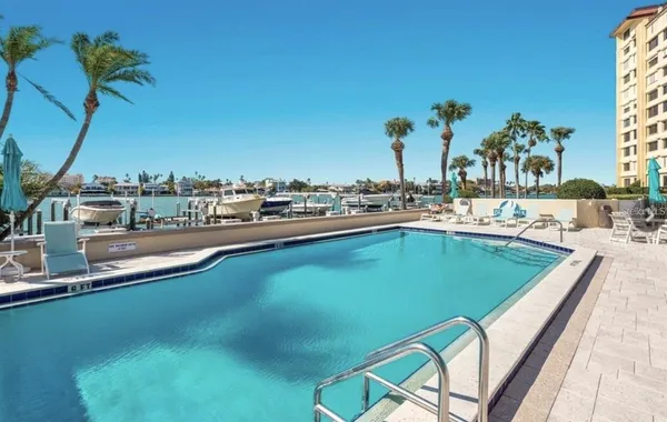 $2,900 | 690 Island Way, Unit 307, Clearwater Beach, FL 33767