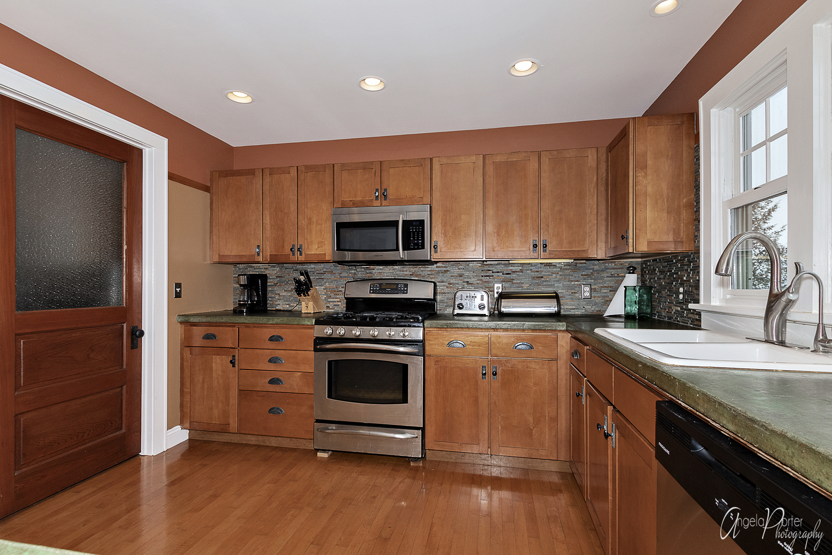 912 Ridgeway Trail McHenry, IL 60050 - Photo 11 of 40