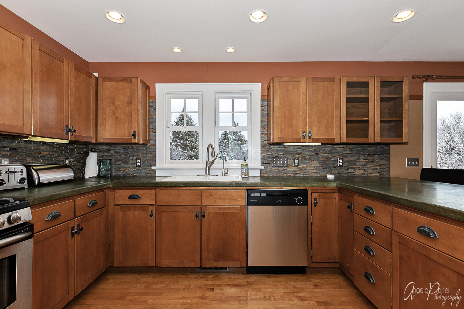 912 Ridgeway Trail McHenry, IL 60050 - Photo 12 of 40