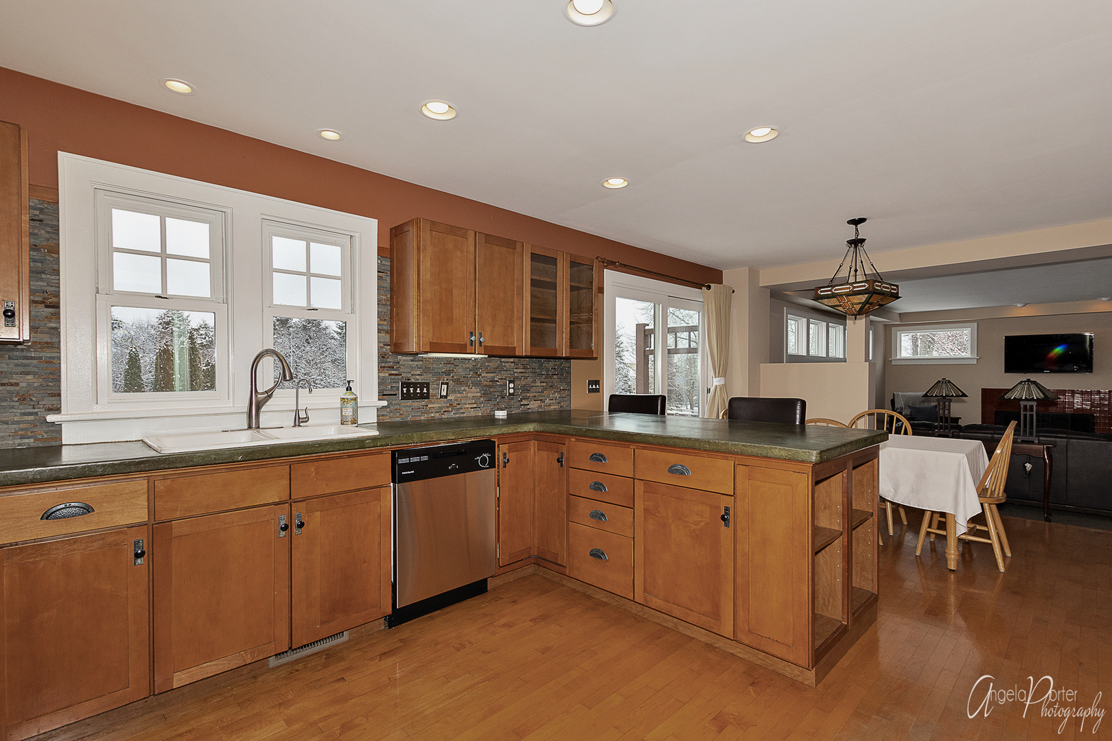 912 Ridgeway Trail McHenry, IL 60050 - Photo 10 of 40