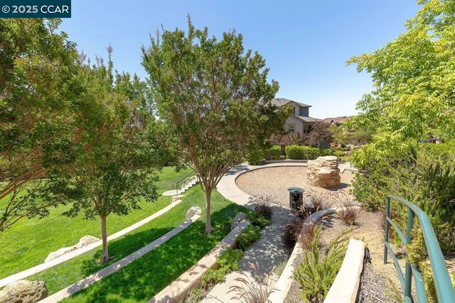 $720,000 | 6071 Old Quarry Loop, Oakland, CA 94605