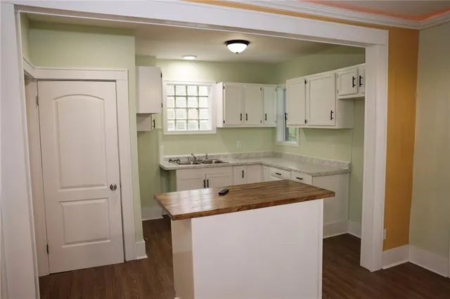 $159,900 | 737 St Clair Avenue, Clairton, PA 15025