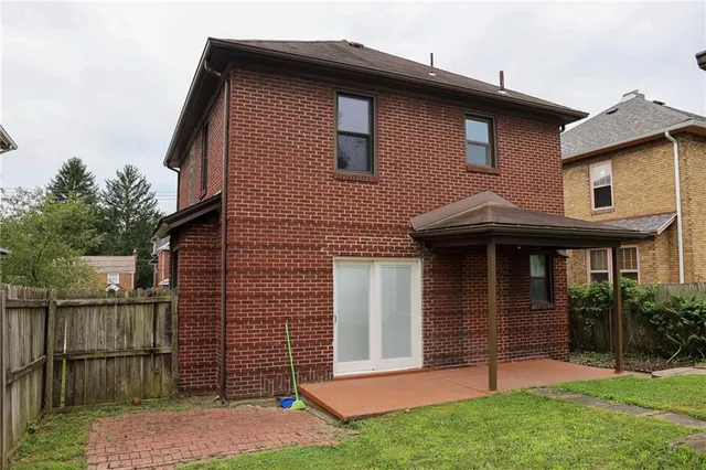 $159,900 | 737 St Clair Avenue, Clairton, PA 15025