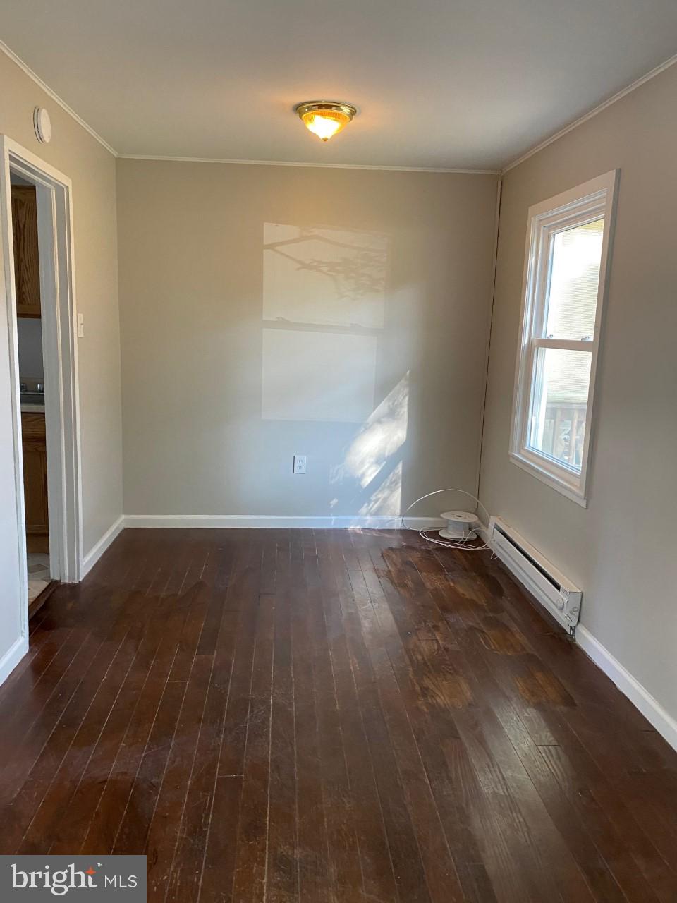 42 Ridge Road, Unit M Greenbelt, MD 20770 - Photo 4 of 14 Din Rm