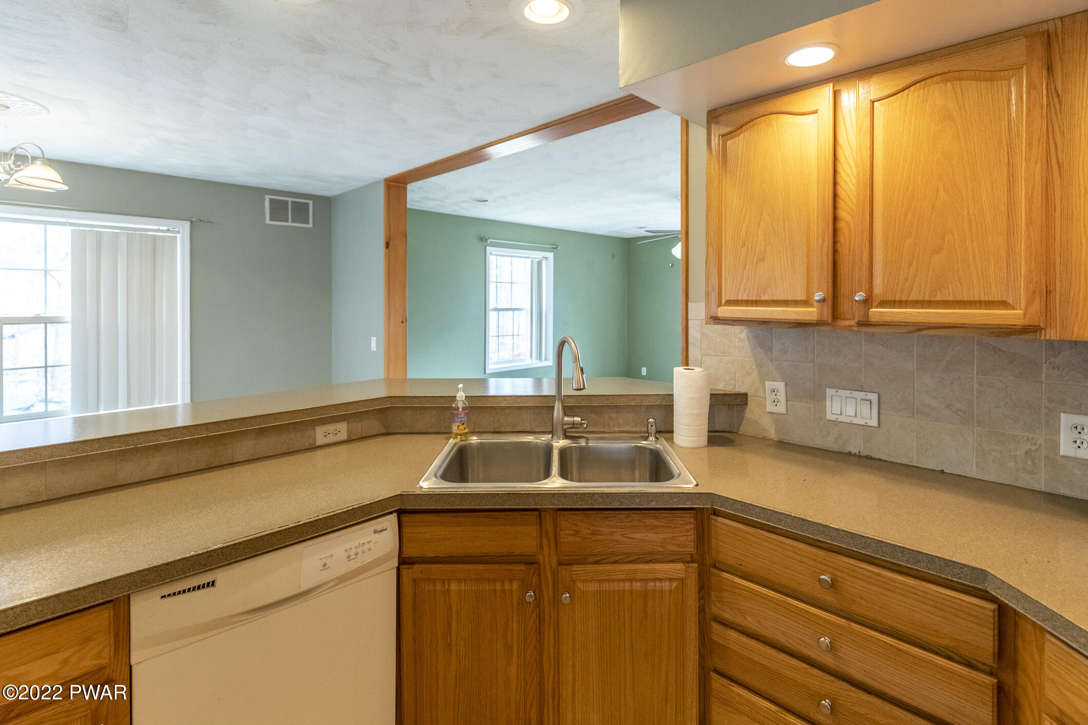 699 Silkmans Road Lake Ariel, PA 18436 - Photo 7 of 47