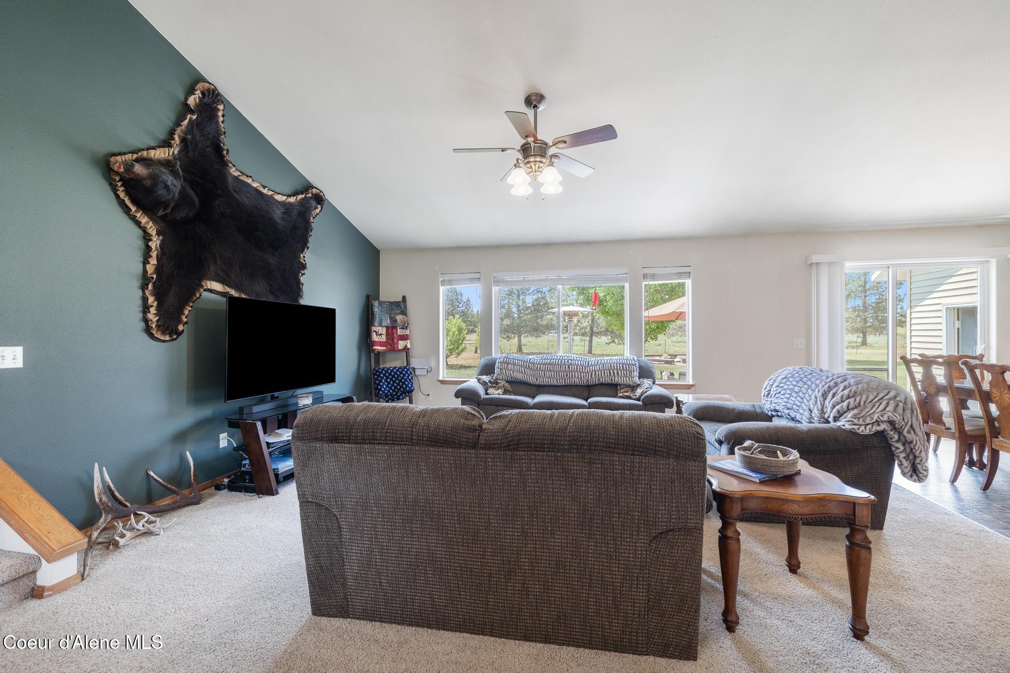 30267 North Wheatridge Road Athol, ID 83801 - Photo 9 of 79 IMG_0703