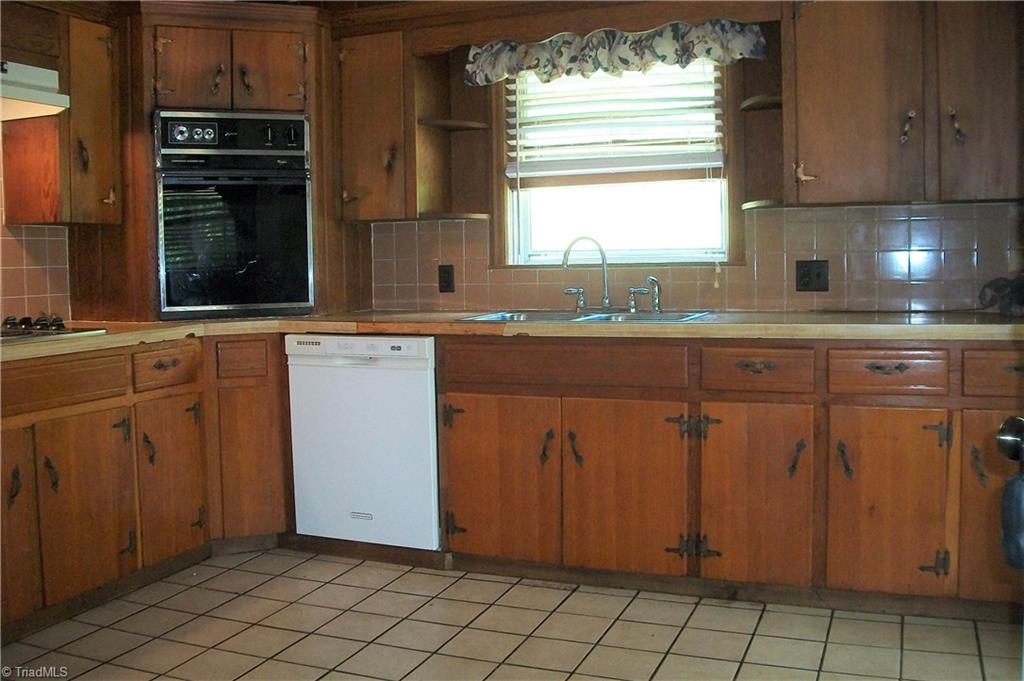 6119 Germanton Road Rural Hall, NC 27045 - Photo 8 of 30