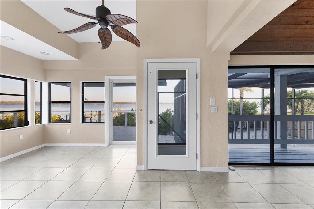 6895 Manasota Key Road Englewood, FL 34223 - Photo 23 of 61