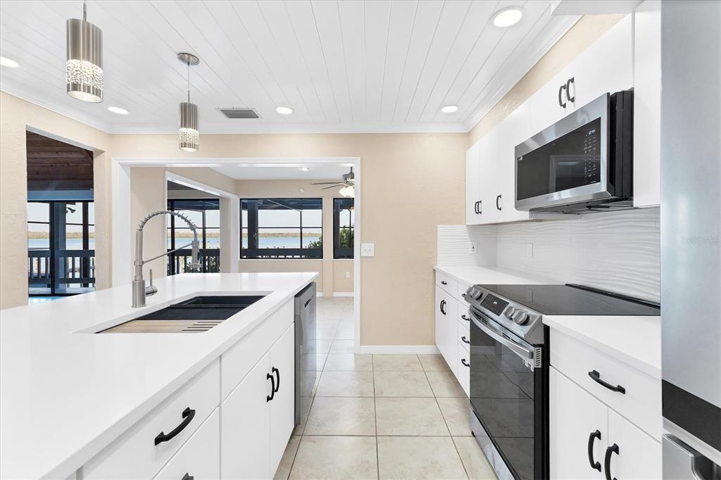 6895 Manasota Key Road Englewood, FL 34223 - Photo 26 of 61