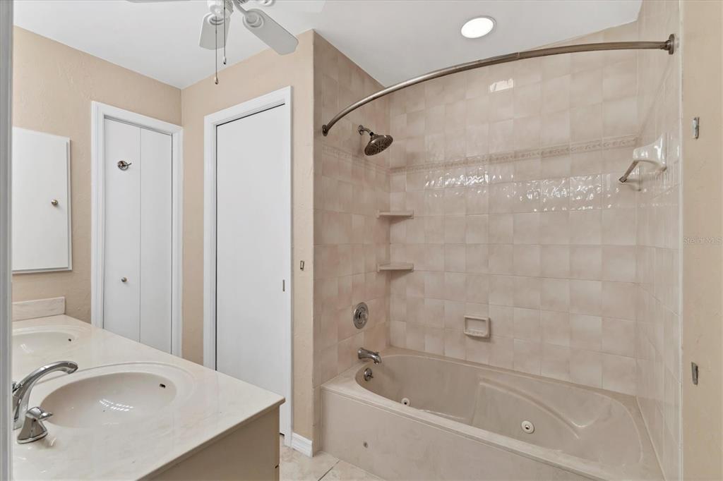 6895 Manasota Key Road Englewood, FL 34223 - Photo 31 of 61