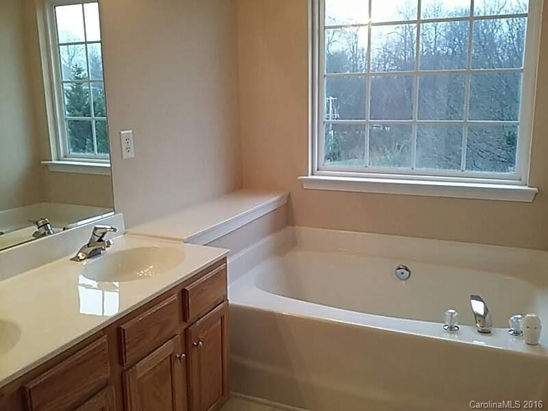 9111 Washam Potts Road, Unit 203 Cornelius, NC 28031 - Photo 9 of 16 Gallery Image 9