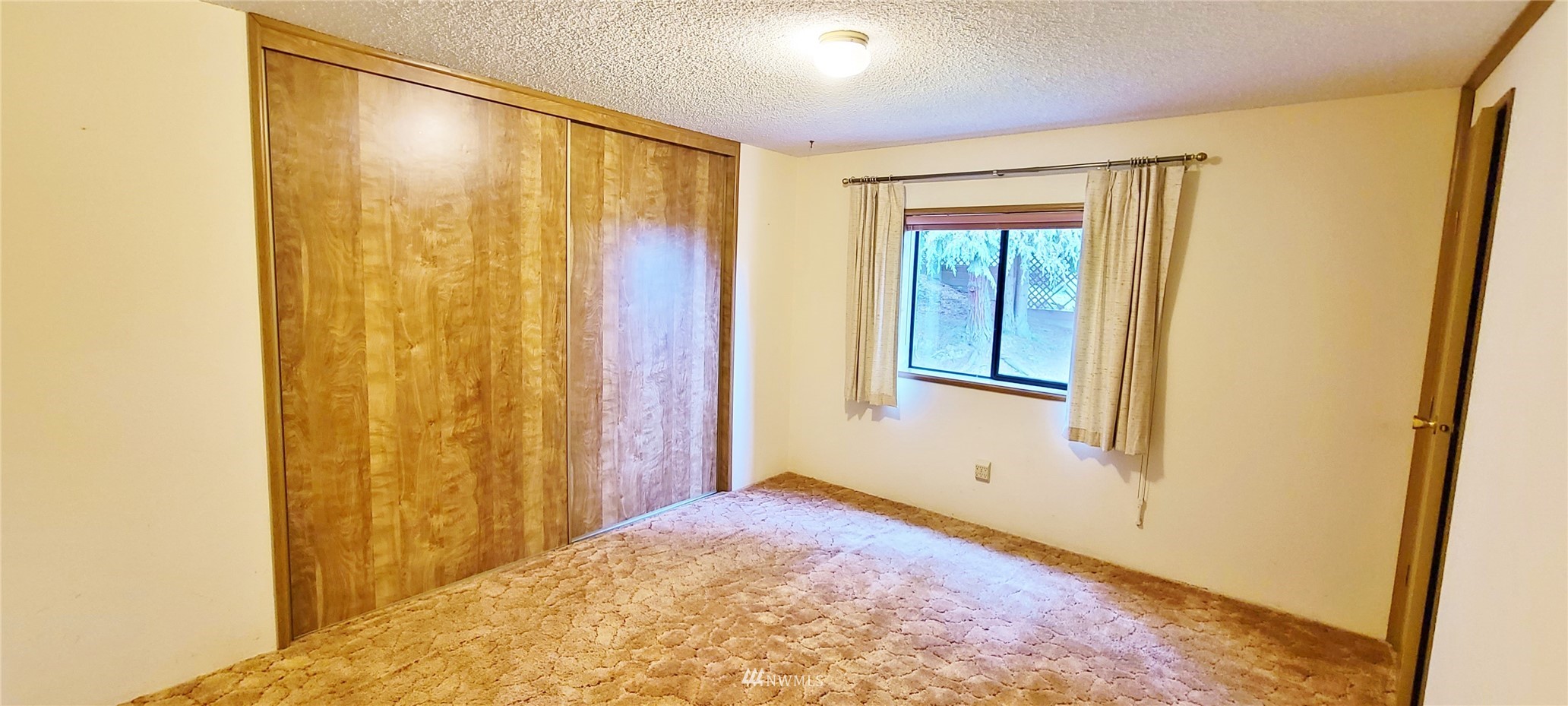 410 Discovery Way Sequim, WA 98382 - Photo 17 of 34 a view of an empty room