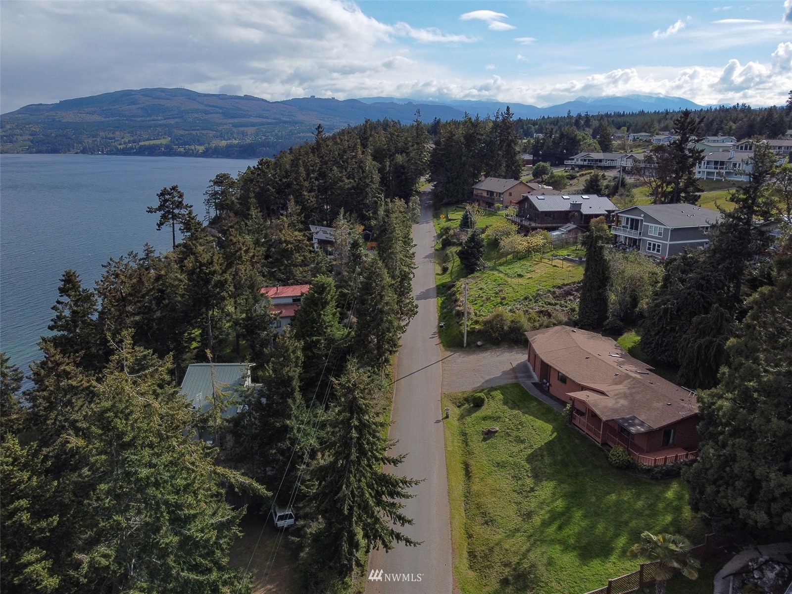 410 Discovery Way Sequim, WA 98382 - Photo 3 of 34 a view of a city
