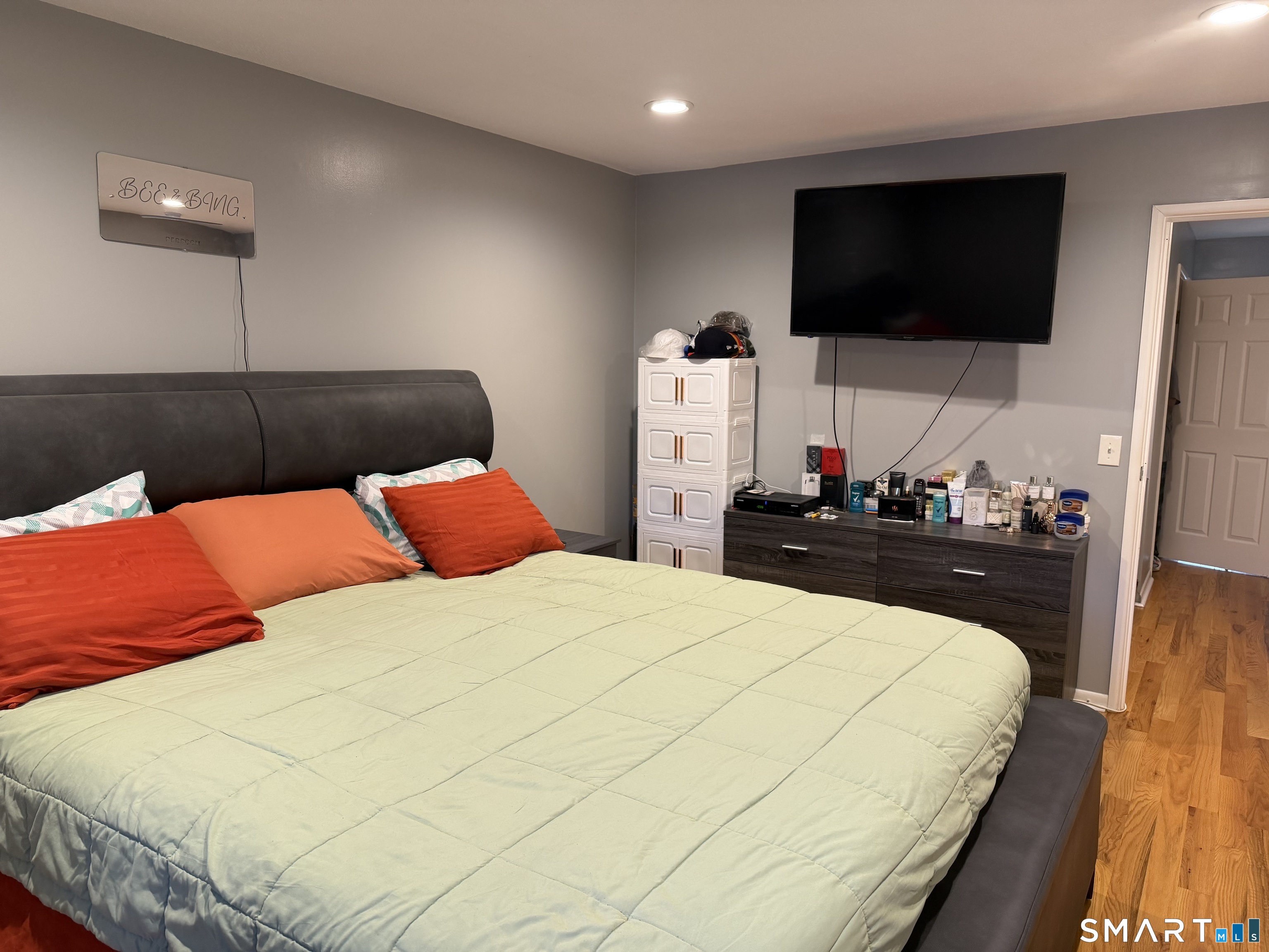 41 Patricia Road, Unit D Bridgeport, CT 06606 - Photo 8 of 25 Gallery Image 8