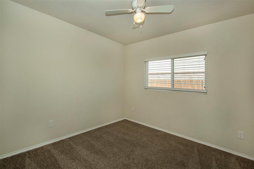 1423 Swan Ridge Drive Sherman, TX 75092 - Photo 13 of 21