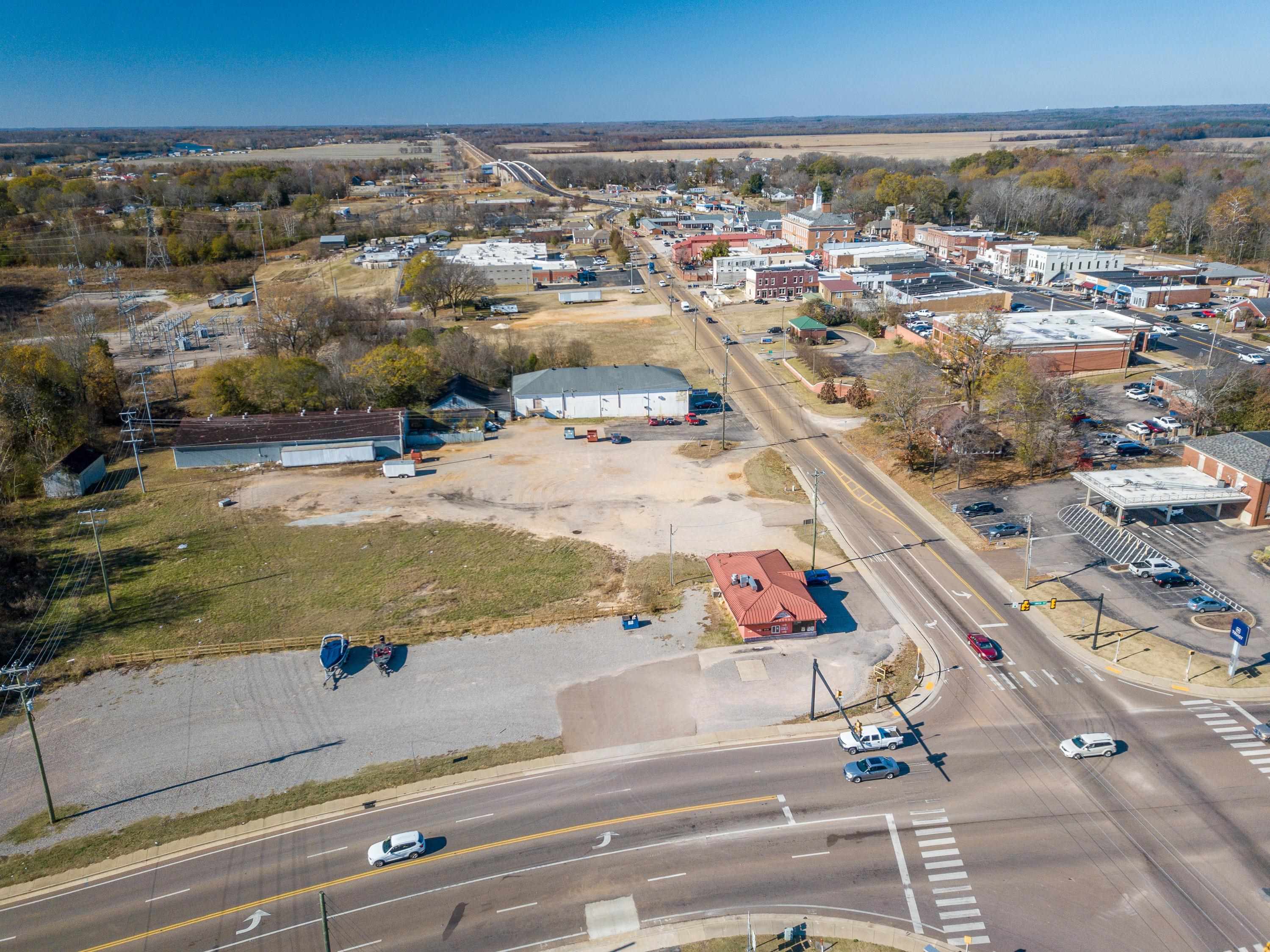 Water Street Savannah, TN 38372 - Photo 3 of 7 an aerial view of residential houses with outdoor space
