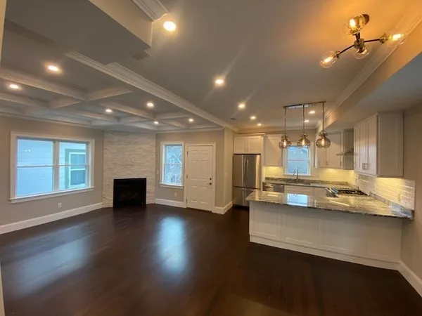 $4,800 | 14 Trull Street, Unit B, Somerville, MA 02145