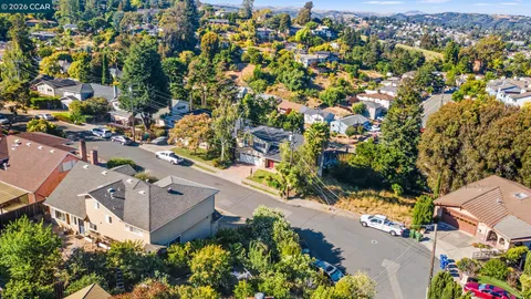 $1,398,000 | 18832 Cindy Way, Castro Valley, CA 94546