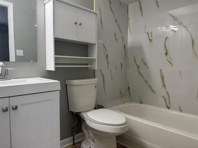 $409,900 | 2502 Chestnut Woods Drive, Lakeland, FL 33815