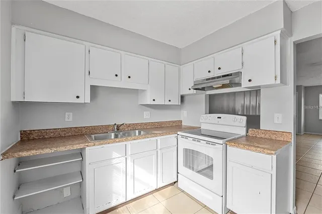 $409,900 | 2502 Chestnut Woods Drive, Lakeland, FL 33815