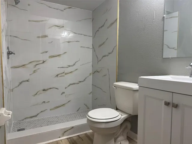 $409,900 | 2502 Chestnut Woods Drive, Lakeland, FL 33815