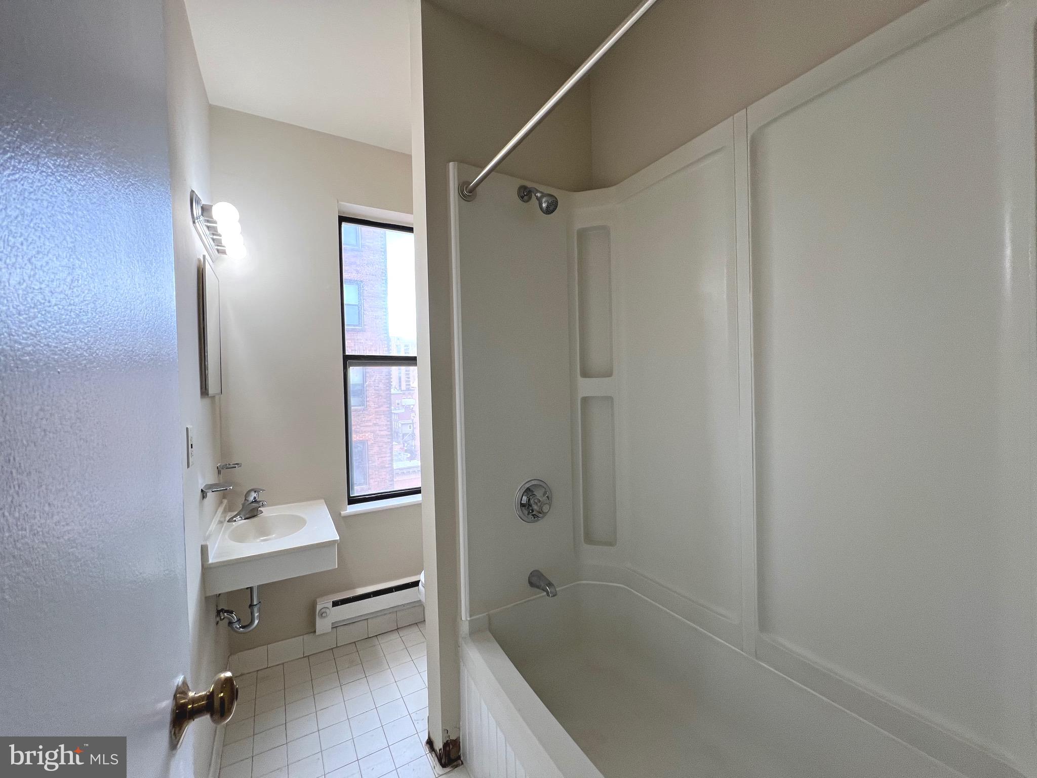 1001 St Paul Street, Unit 8J Baltimore, MD 21202 - Photo 5 of 10 Freshly painted