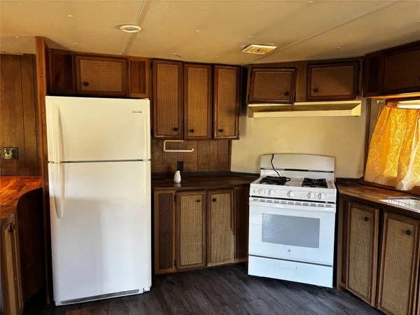 $95,000 | 44 Pine Avenue, Huntsville, TX 77340