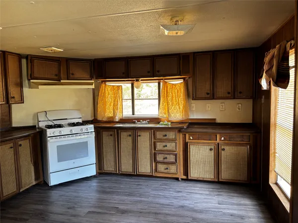 $95,000 | 44 Pine Avenue, Huntsville, TX 77340